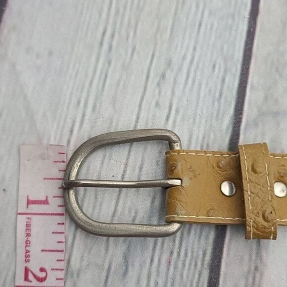 Vintage Tan Skinny Ostrich Print Classic Minimalist Belt - Picture 7 of 10